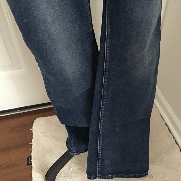 Shein 90’s style front pocket stretch jeans - Picture 9 of 13